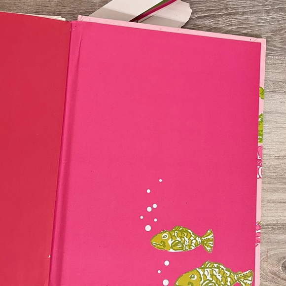 Lilly Pulitzer Photo Album - Picture 8 of 9